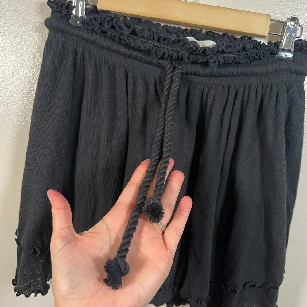 Free People Beach Sweet Lady Tiered Skirt Size XS Black Boho Vacation Ruffle - Picture 4 of 7